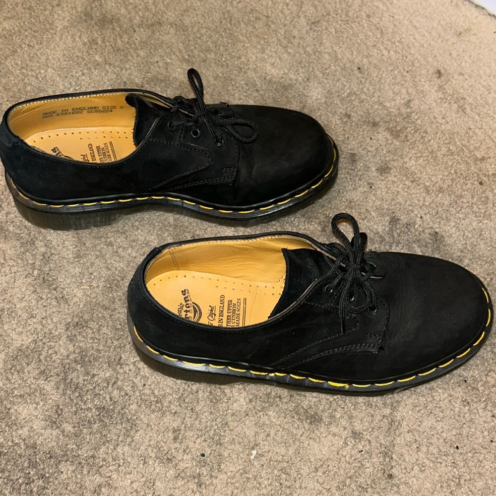 NWOT Dr Martens England size 5, US size 7 shoes never worn